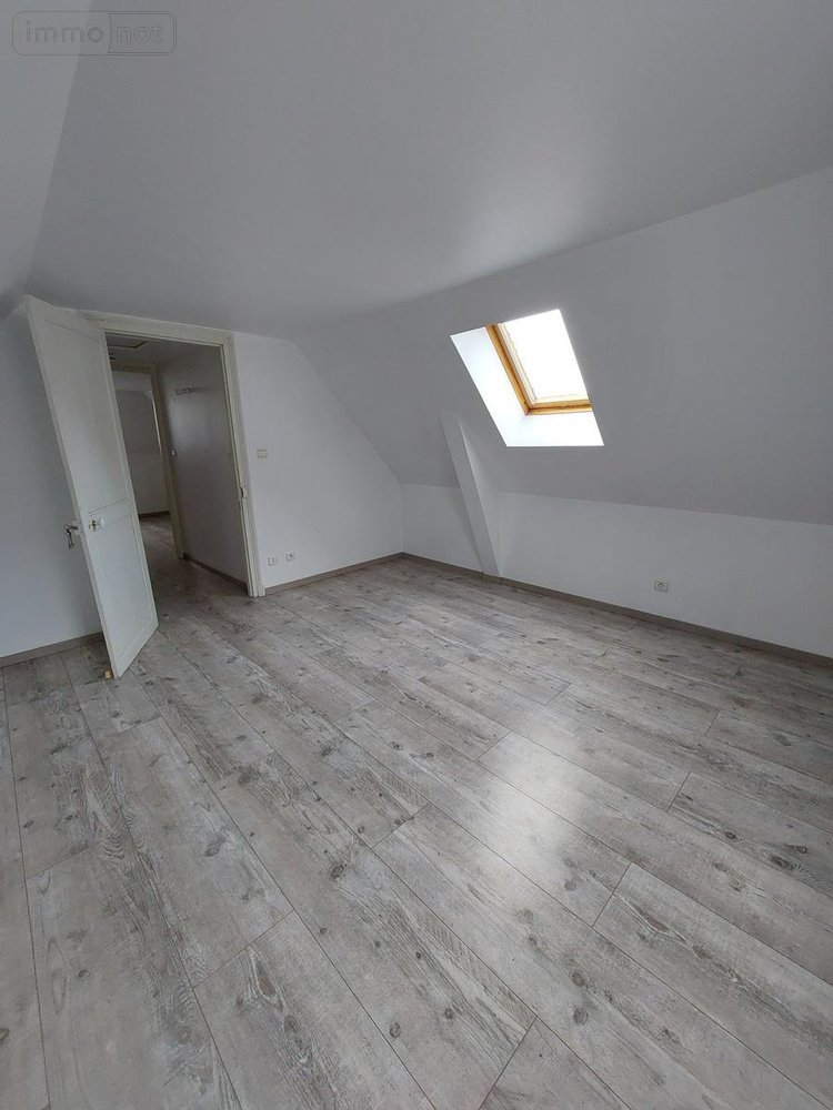 Location appartement Reims 51100 Marne 59 m2 3 pièces 775 euros