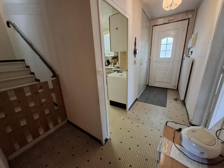 Maison a vendre Saintes 17100 Charente-Maritime 115 m2 6 pièces 199348 euros