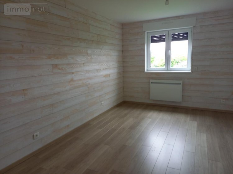 Location maison Colleret 59680 Nord 180 m2  1215 euros
