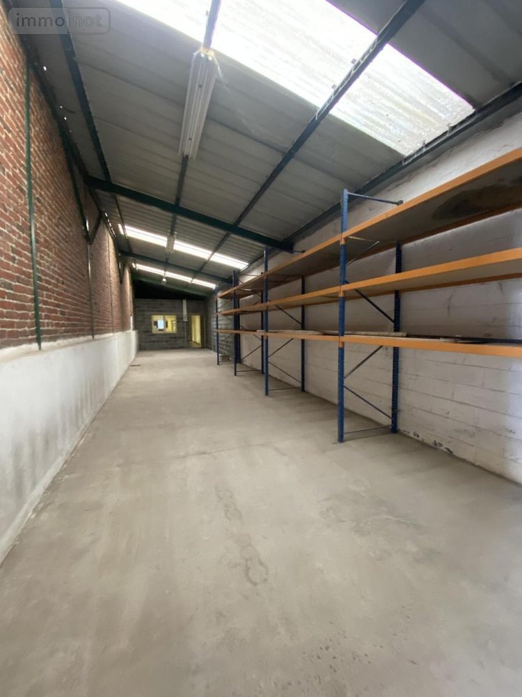 Location fonds et murs commerciaux Proville 59267 Nord 587 m2  2500 euros