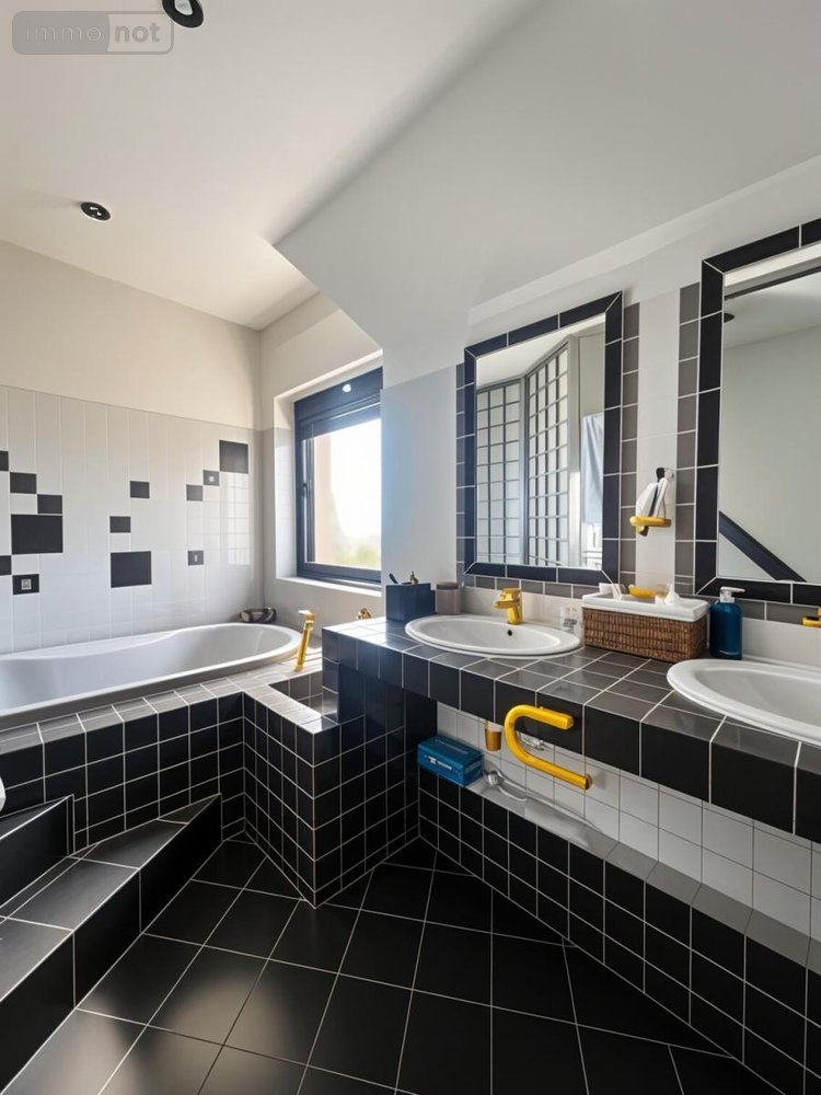 Maison a vendre Angers 49000 Maine-et-Loire 167 m2 6 pièces 495330 euros