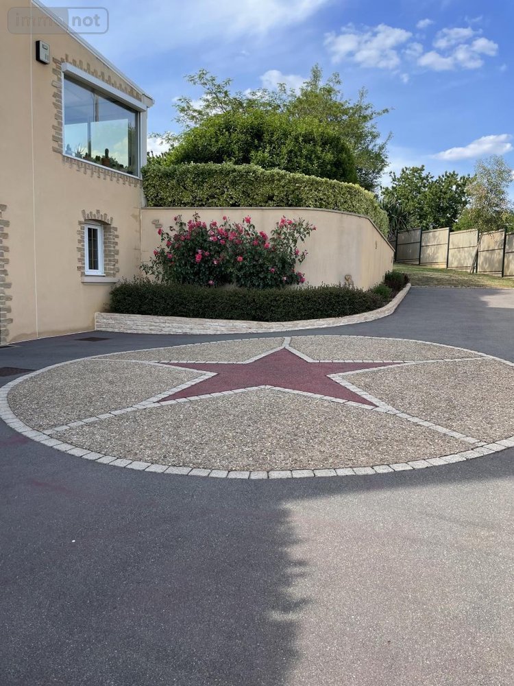 Maison a vendre Aigné 72650 Sarthe 240 m2 10 pièces 550000 euros