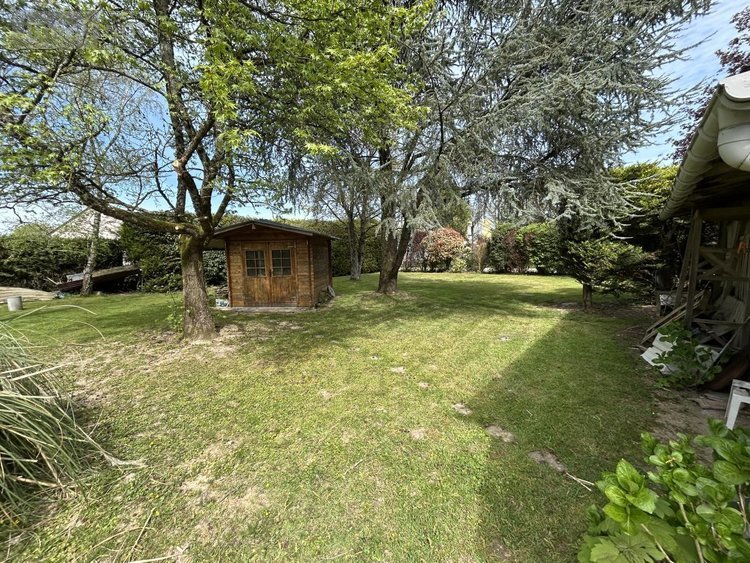 Maison a vendre Entrammes 53260 Mayenne 178 m2 8 pièces 334400 euros