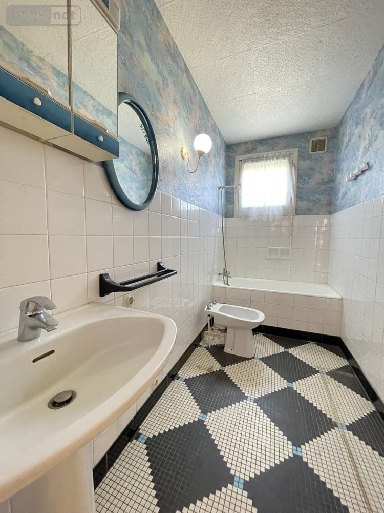 Maison a vendre Locminé 56500 Morbihan 83 m2 5 pièces 152380 euros