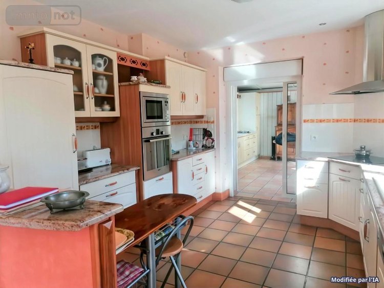 Maison a vendre Plouvorn 29420 Finistère 195 m2 9 pièces 208400 euros