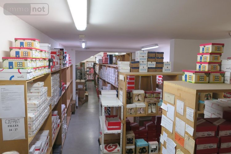 Immeuble a vendre Bourges 18000 Cher 310 m2  374400 euros