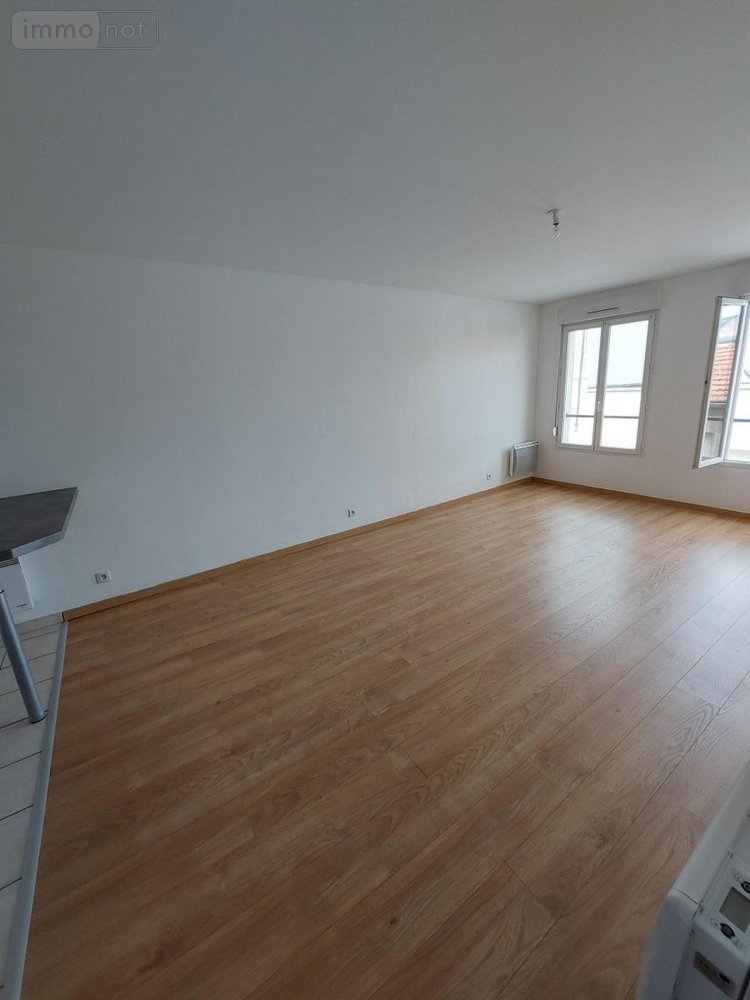 Location appartement Reims 51100 Marne 63 m2 3 pièces 780 euros