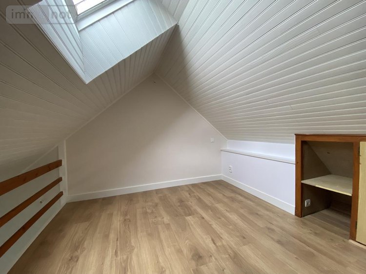 Location appartement Loudéac 22600 Côtes-d'Armor 20 m2 2 pièces 406 euros
