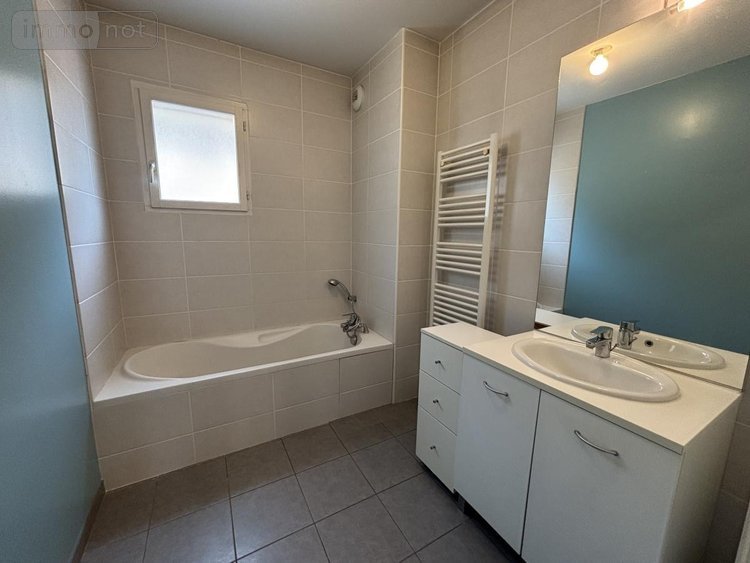 Appartement a vendre Crémieu 38460 Isère 73 m2 3 pièces 260000 euros