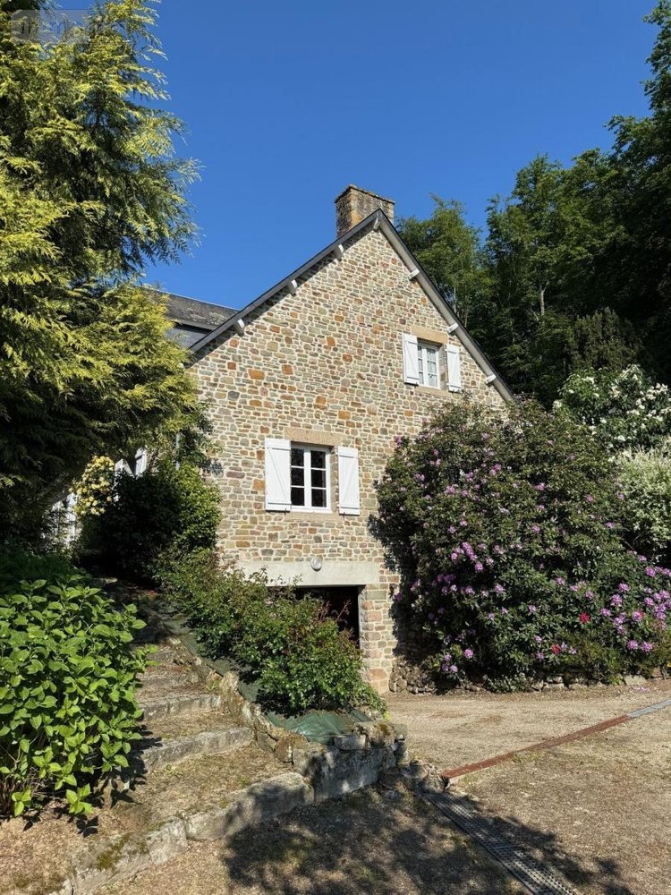 Maison a vendre Percy-en-Normandie 50410 Manche 180 m2 7 pièces 416090 euros