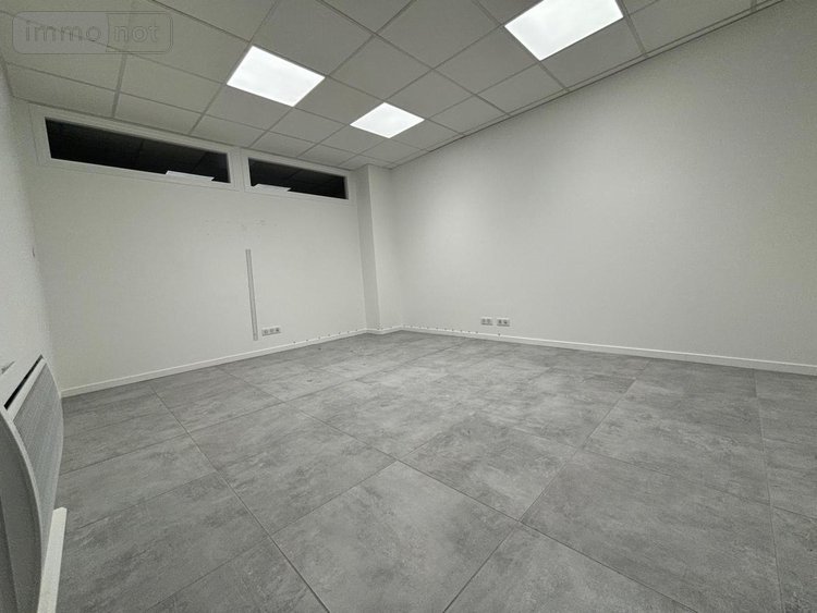Fonds et murs commerciaux a vendre Arras 62000 Pas-de-Calais 400 m2