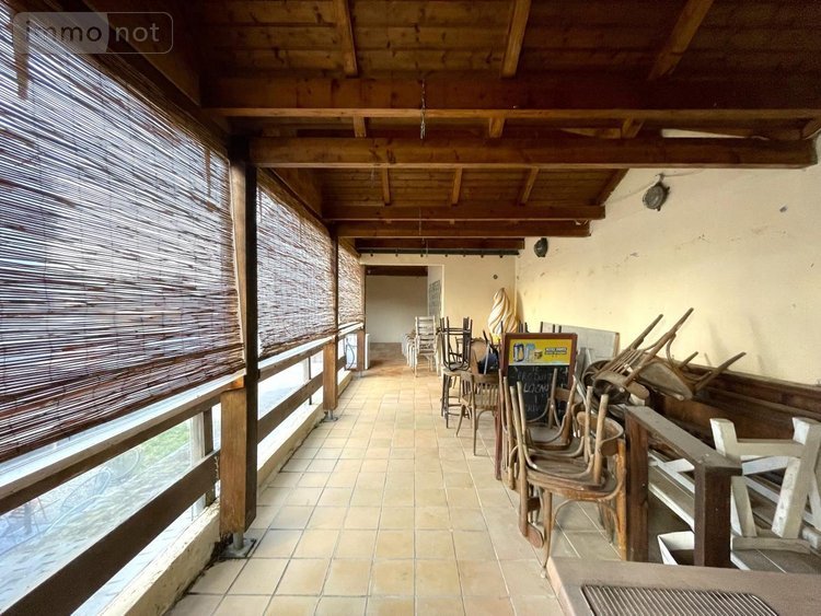 Fonds et murs commerciaux a vendre Carnac 56340 Morbihan 180 m2  778440 euros