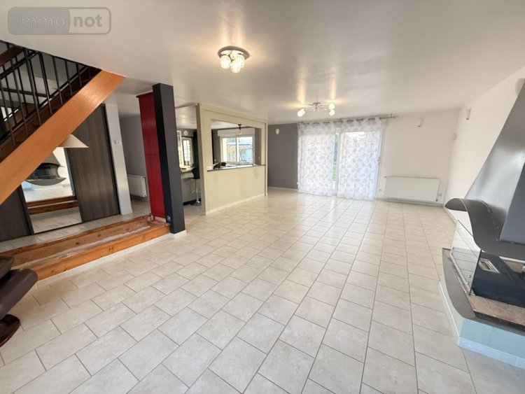 Maison a vendre Lamotte-Warfusée 80800 Somme 152 m2 7 pièces 270400 euros