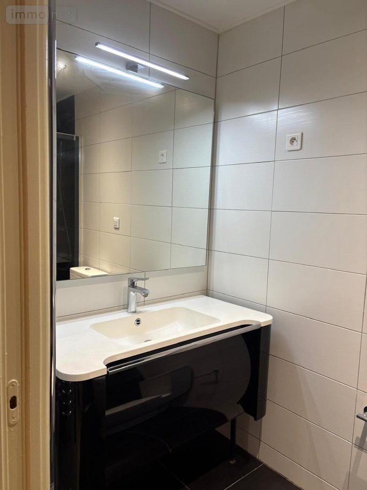 Location appartement Thyez 74300 Haute-Savoie 51 m2 2 pièces 850 euros