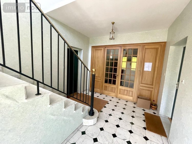 Appartement a vendre Saint-Chély-d'Apcher 48200 Lozère 93 m2  172000 euros