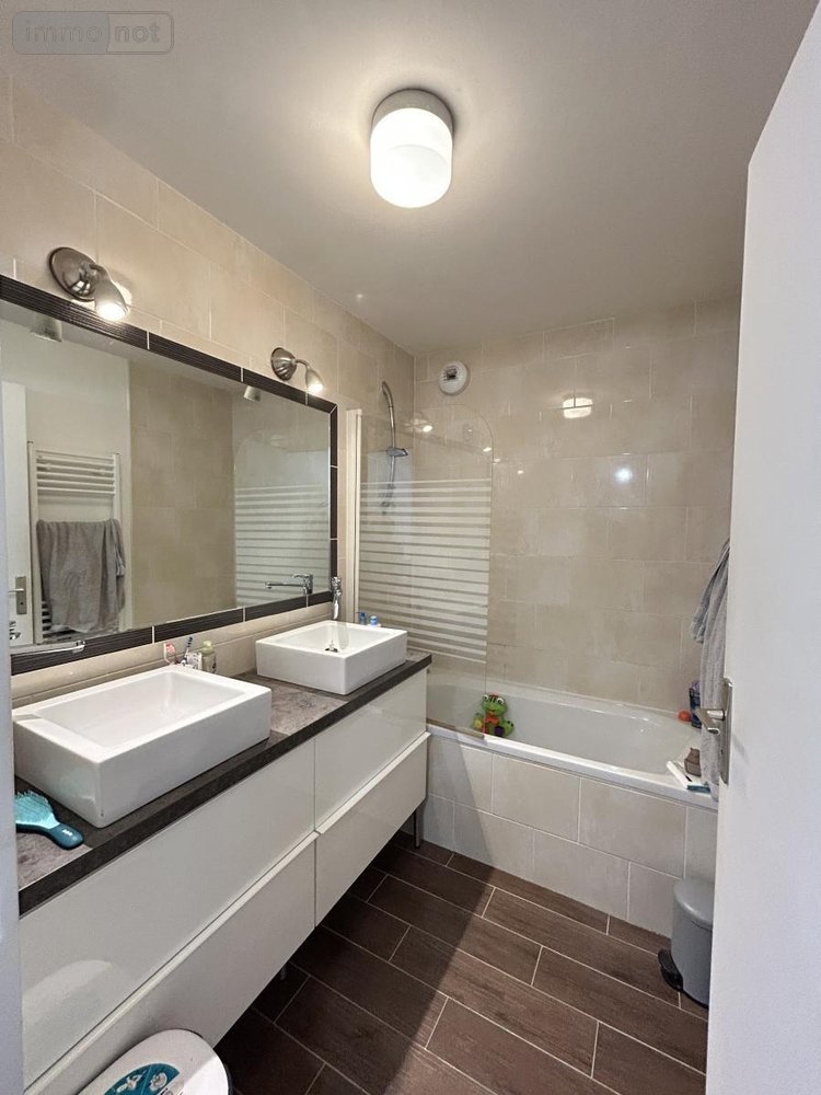 Appartement a vendre Rennes 35000 Ille-et-Vilaine 75 m2 4 pièces 246620 euros