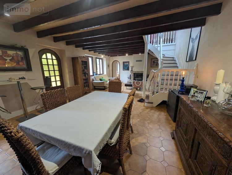 Maison a vendre Pommerit-le-Vicomte 22200 Côtes-d'Armor 162 m2 7 pièces 388500 euros
