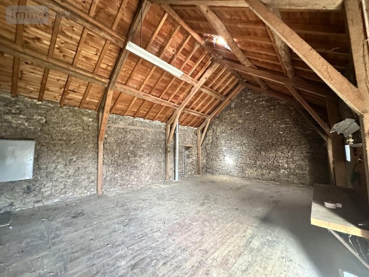 Maison a vendre Val-d'Arcomie 15320 Cantal 65 m2  113400 euros