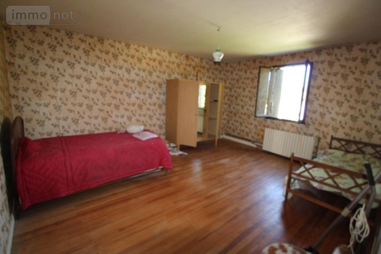 Maison a vendre Brizambourg 17770 Charente-Maritime 196 m2 7 pièces 262300 euros