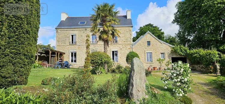 Maison a vendre Plogonnec 29180 Finistère 340 m2 14 pièces 377000 euros