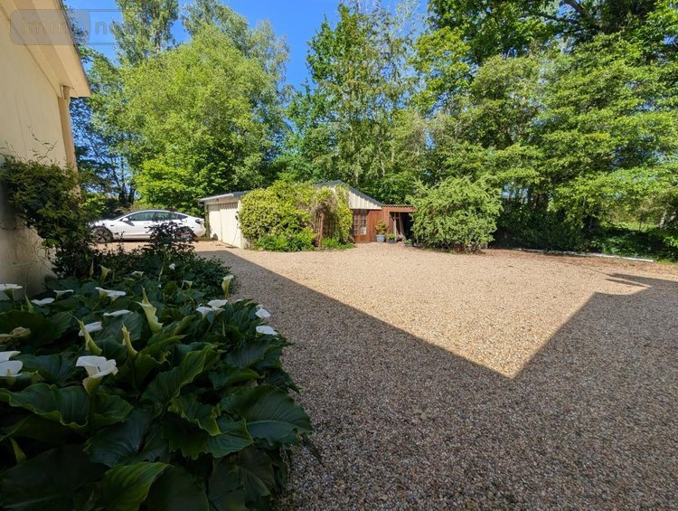 Maison a vendre Pommerit-le-Vicomte 22200 Côtes-d'Armor 180 m2 9 pièces 351750 euros