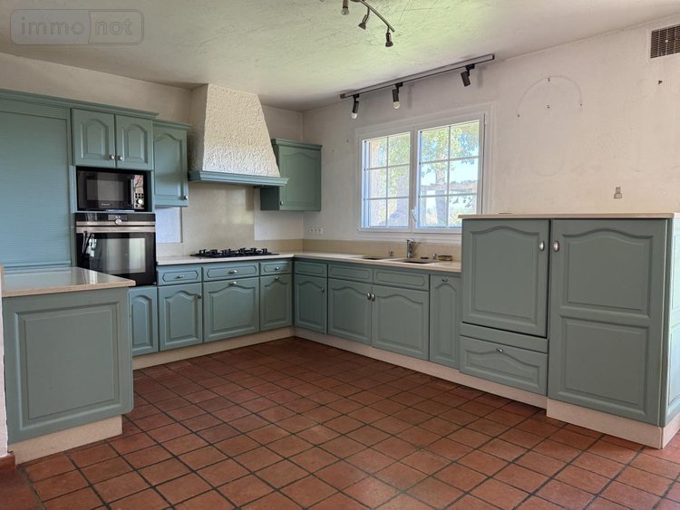 Maison a vendre La Tessoualle 49280 Maine-et-Loire 270 m2 8 pièces 456560 euros