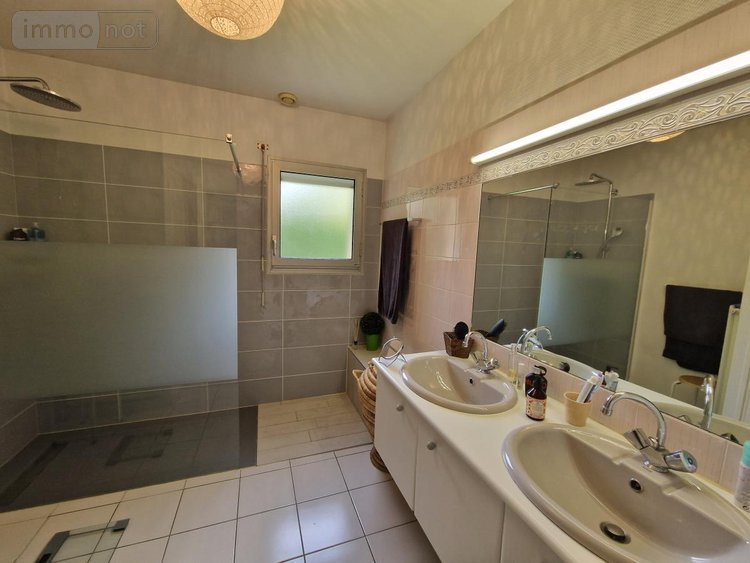 Maison a vendre Bouchemaine 49080 Maine-et-Loire 228 m2 7 pièces 907440 euros