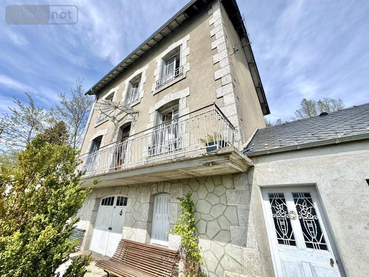 Maison a vendre Peyre en Aubrac 48130 Lozère 205 m2  180000 euros