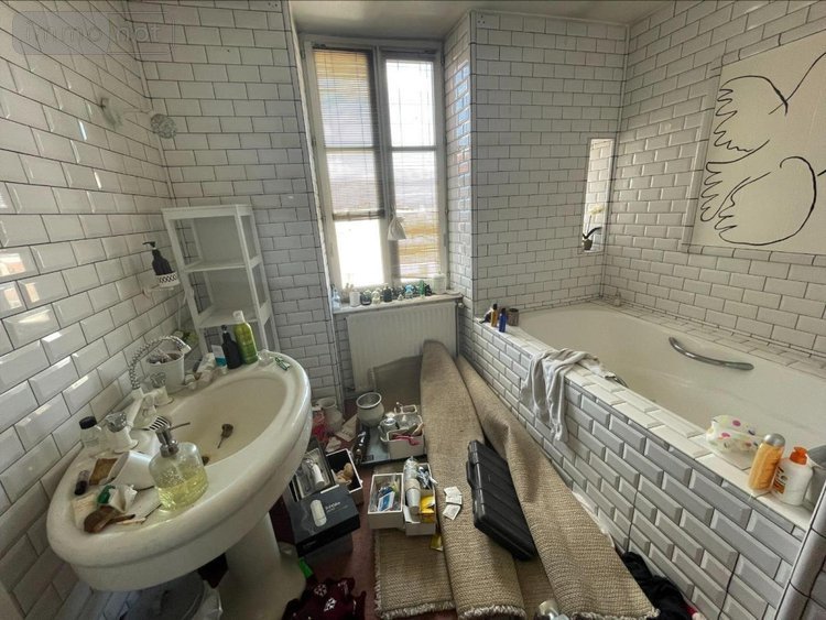 Appartement a vendre Bourg-en-Bresse 01000 Ain 152 m2 5 pièces 229900 euros