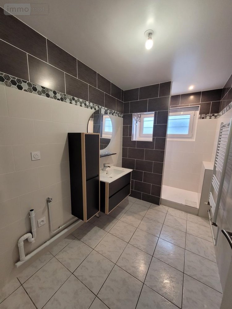Location maison Elbeuf 76500 Seine-Maritime 98 m2  1100 euros