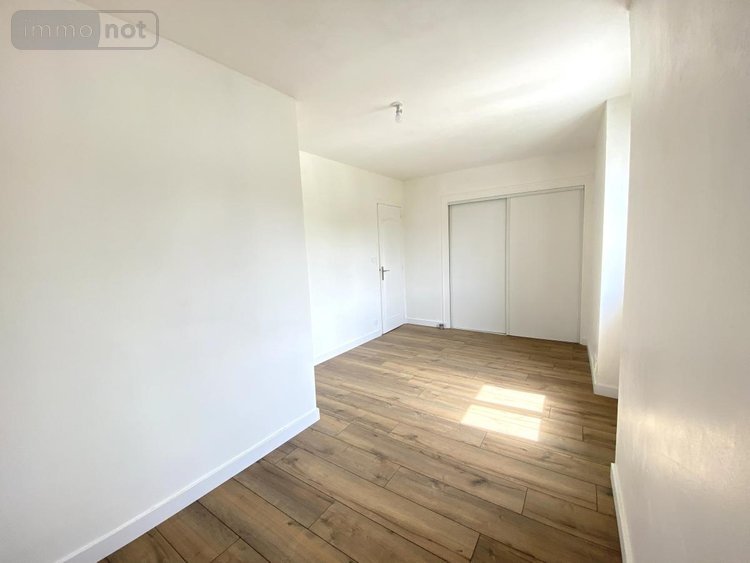 Location appartement Seiches-sur-le-Loir 49140 Maine-et-Loire 59 m2 2 pièces 491 euros