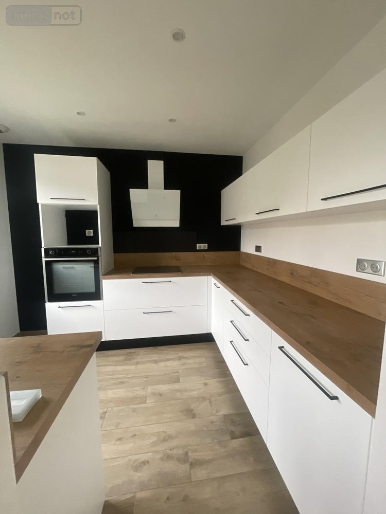 Location maison Amiens 80000 Somme 102 m2 4 pièces 972 euros