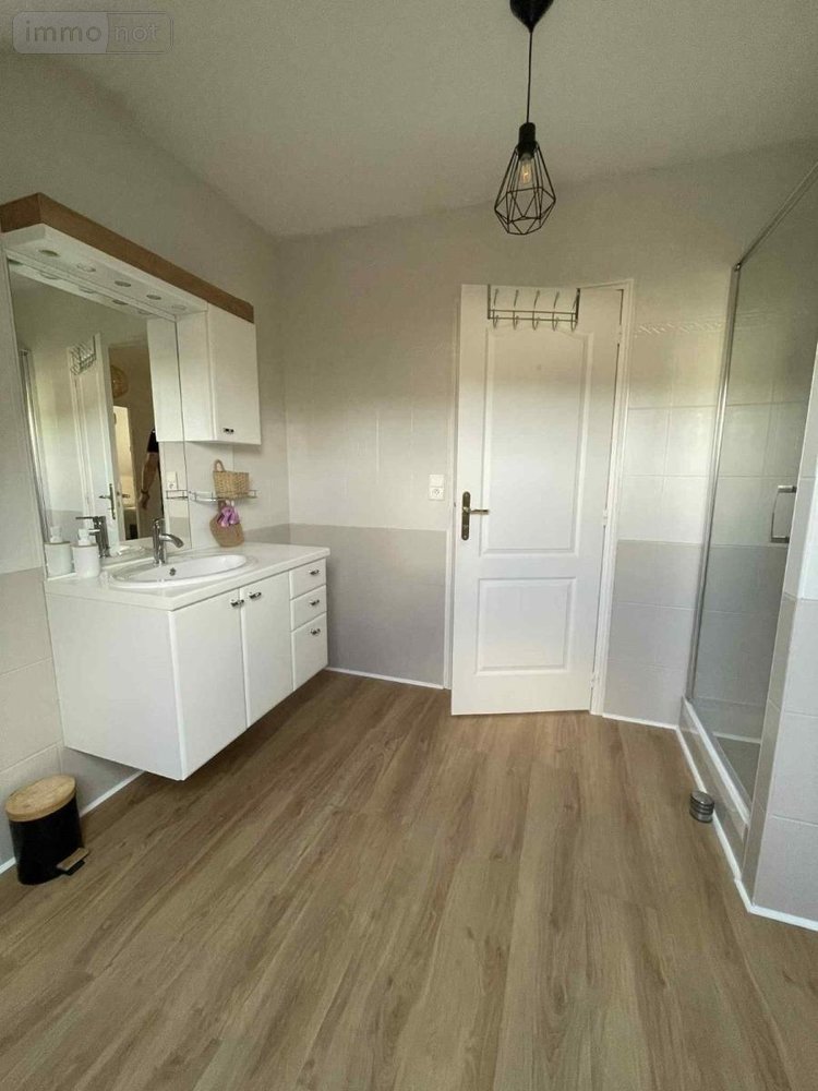 Maison a vendre Distré 49400 Maine-et-Loire 283 m2 10 pièces 447200 euros