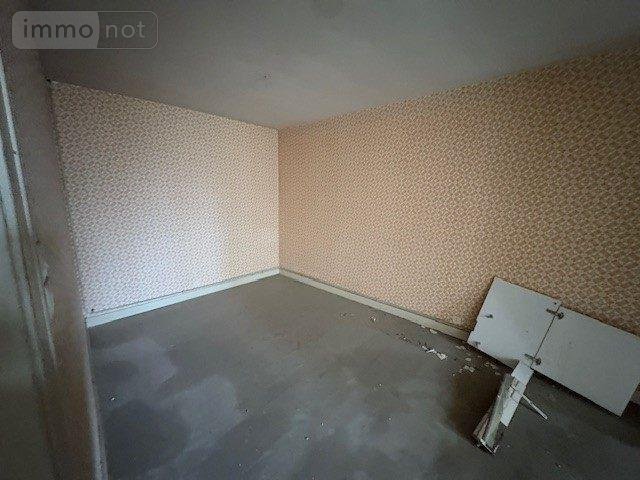 Immeuble a vendre Saumur 49400 Maine-et-Loire 350 m2  174600 euros