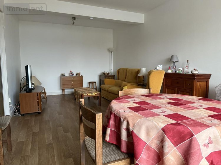 Appartement a vendre Guingamp 22200 Côtes-d'Armor 68 m2 3 pièces 145976 euros