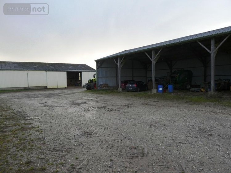 Divers a vendre Séglien 56160 Morbihan 900 m2  137100 euros
