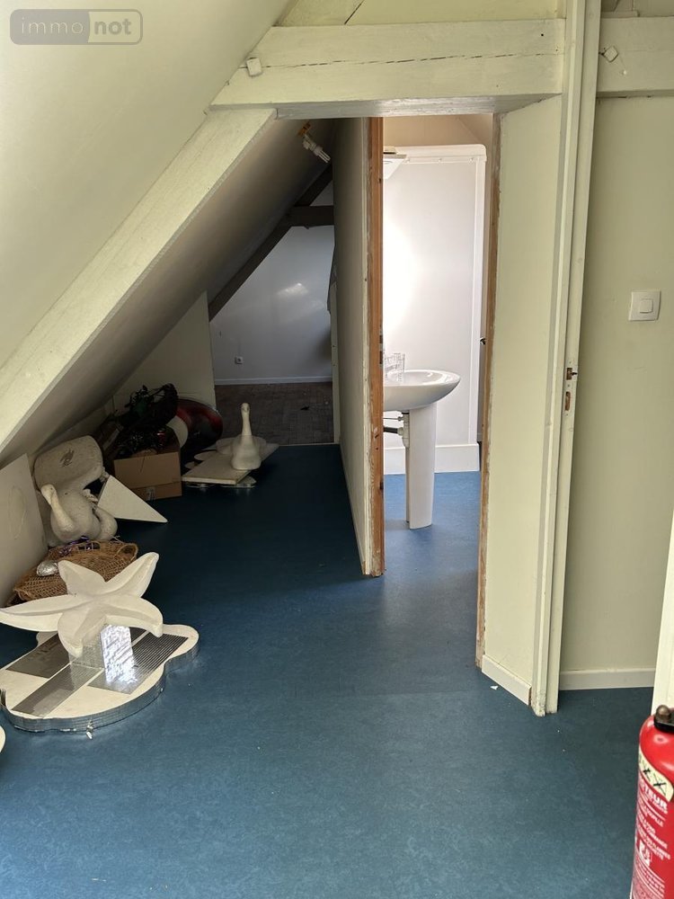 Fonds et murs commerciaux a vendre Escaudoeuvres 59161 Nord 70 m2  84800 euros