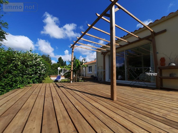 Maison a vendre Saint-Christophe-du-Ligneron 85670 Vendée 145 m2 6 pièces 340600 euros