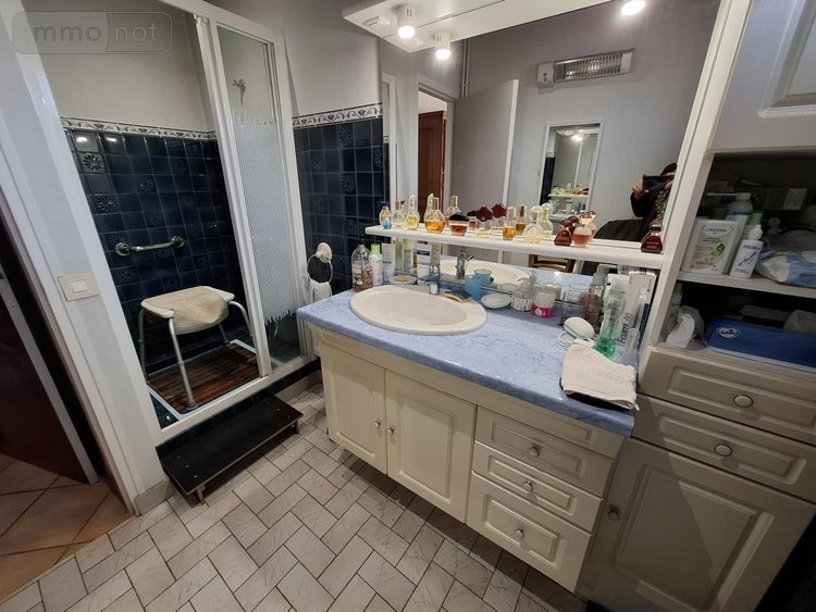 Maison a vendre Saintes 17100 Charente-Maritime 90 m2 3 pièces 157380 euros