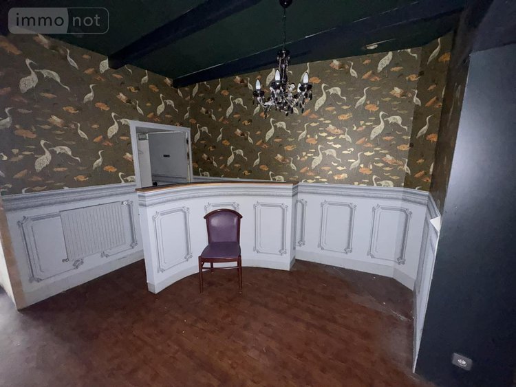 Location fonds et murs commerciaux Cambrai 59400 Nord 178 m2  2271 euros