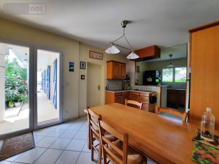 Maison a vendre Challans 85300 Vendée 214 m2 7 pièces 499720 euros