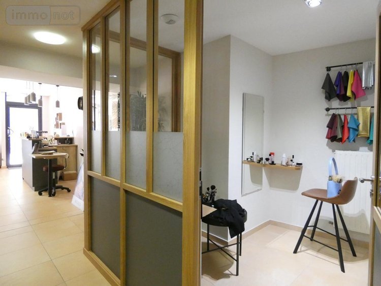 Fonds et murs commerciaux a vendre Morlaix 29600 Finistère 149 m2  126720 euros