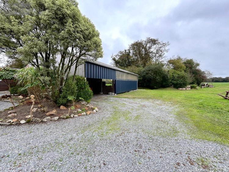 Maison a vendre Lannilis 29870 Finistère 161 m2 5 pièces 774000 euros