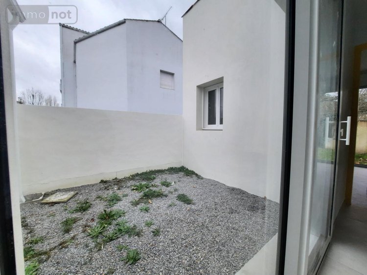 Location maison Challans 85300 Vendée 76 m2 4 pièces 1300 euros