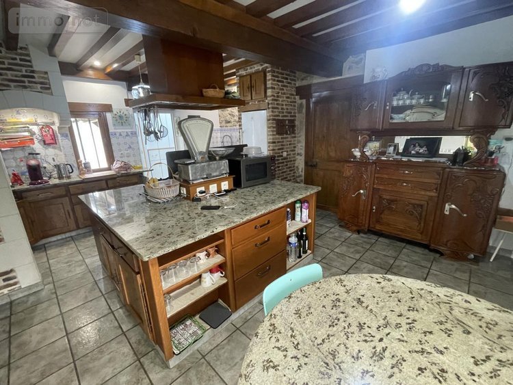 Maison a vendre La Baconnière 53240 Mayenne 190 m2  335360 euros