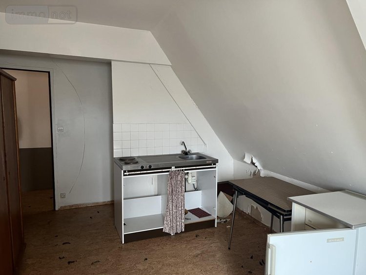 Immeuble a vendre Guingamp 22200 Côtes-d'Armor 165 m2  227360 euros