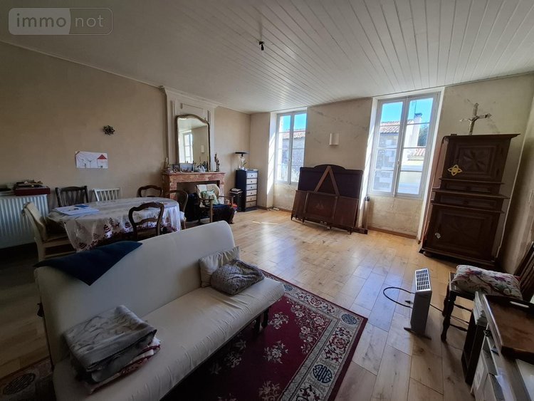 Maison a vendre Préguillac 17460 Charente-Maritime 157 m2 6 pièces 167872 euros