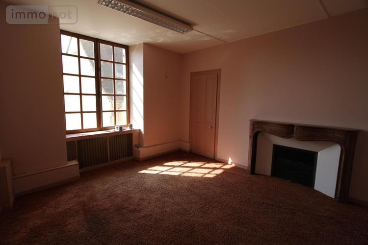 Location fonds et murs commerciaux Dole 39100 Jura 89 m2  950 euros