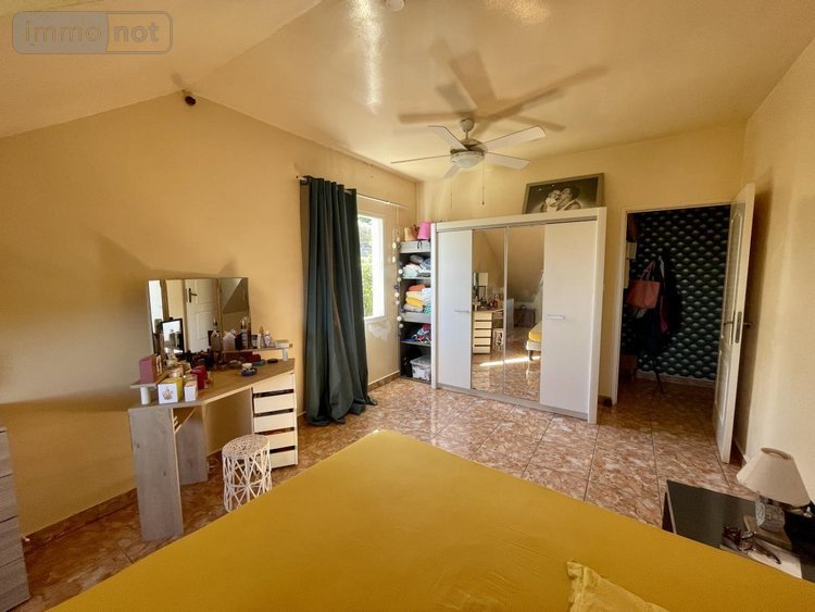 Appartement a vendre Saint-Paul 97460 Réunion 132 m2 4 pièces 349160 euros