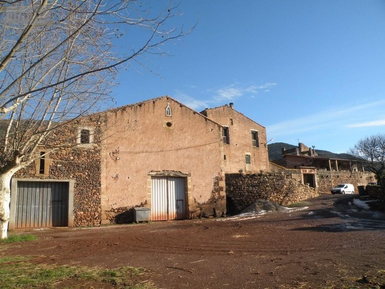 Maison a vendre Octon 34800 Hérault 293 m2 12 pièces 1566000 euros